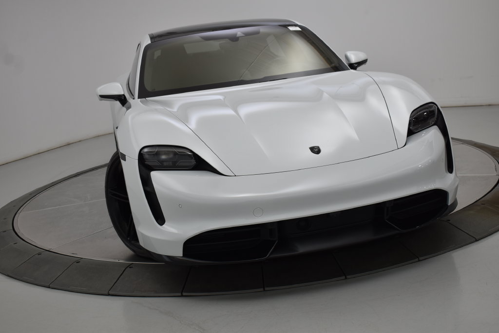 Used 2022 Porsche Taycan Turbo S AWD/4WD image 7