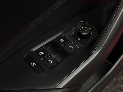 Used 2021 Volkswagen Jetta S w/ Driver Assistance Package FWD image 11