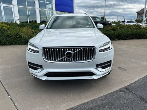 Used 2023 Volvo XC90 B6 Plus w/ Protection Package Premier AWD/4WD image 2