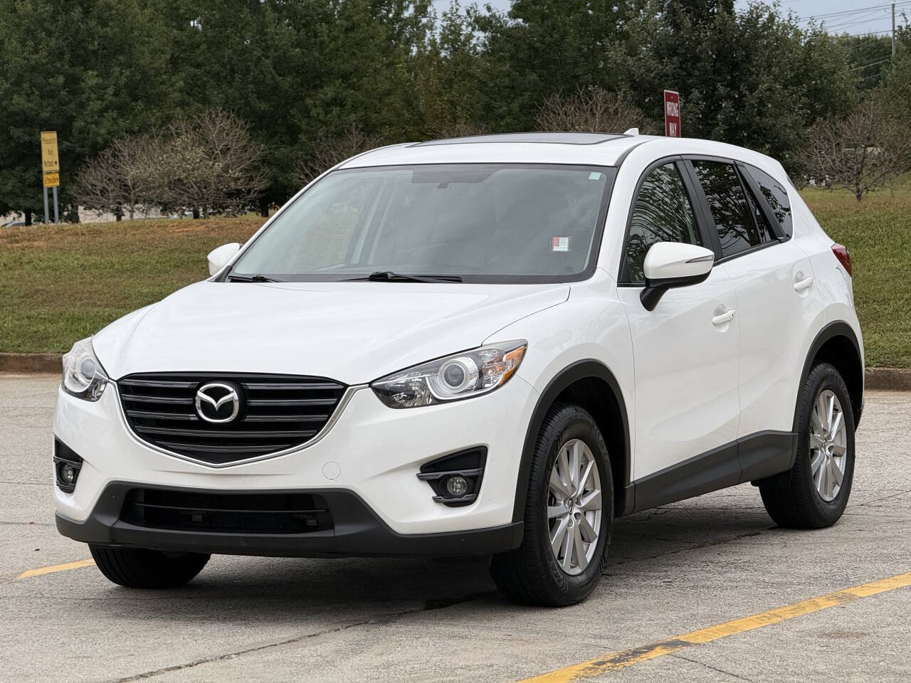 Used 2016 MAZDA CX-5 Touring FWD image 2