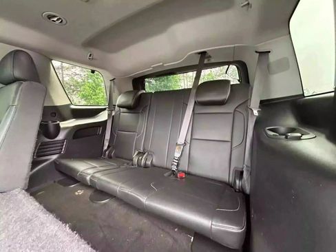 Used 2017 Chevrolet Tahoe LT image 30