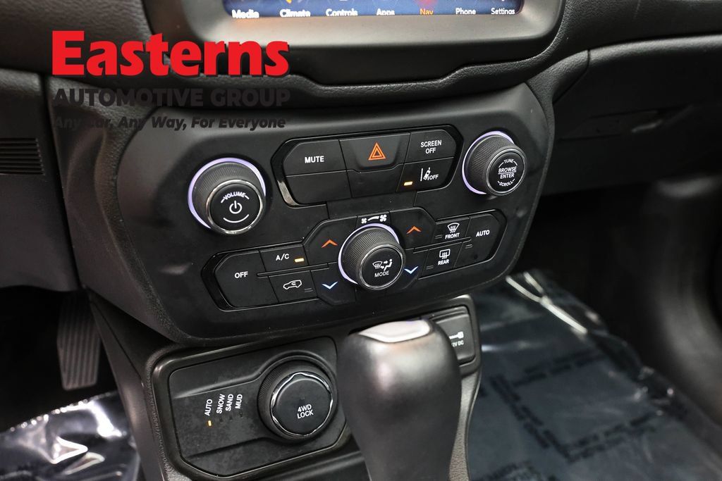 Used 2022 Jeep Renegade Limited w/ Sun, Sound & Wheels Group AWD/4WD image 22