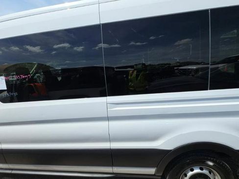 Used 2024 Ford Transit 350 XL image 5