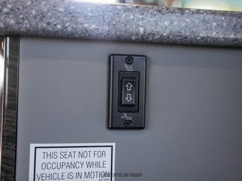 Used 2017 Mercedes-Benz Sprinter 3500 image 80