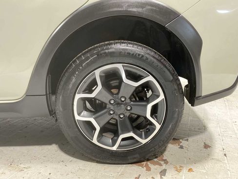 Used 2015 Subaru Crosstrek 2.0i Limited image 8