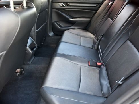 Used 2020 Honda Accord Sport image 10