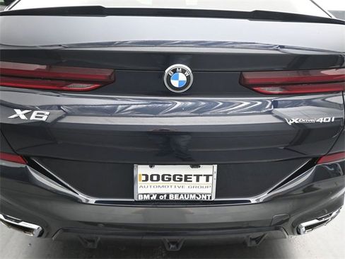 Used 2023 BMW X6 xDrive40i w/ M Sport Package image 14