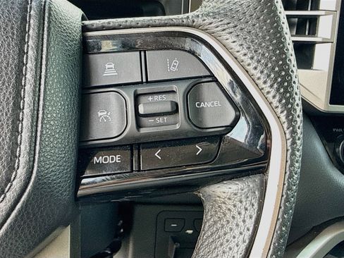 Used 2023 Toyota Sequoia SR5 w/ SR5 Premium Package AWD/4WD image 39