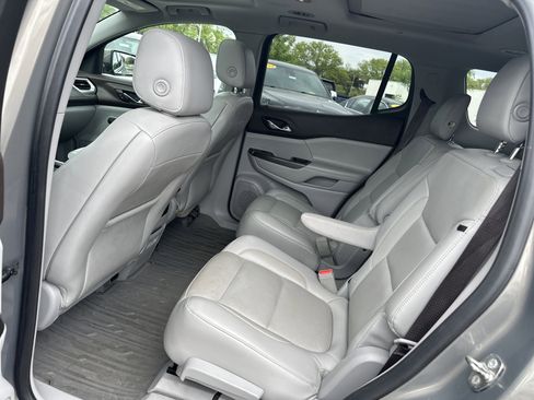 Used 2019 GMC Acadia SLT AWD/4WD image 15
