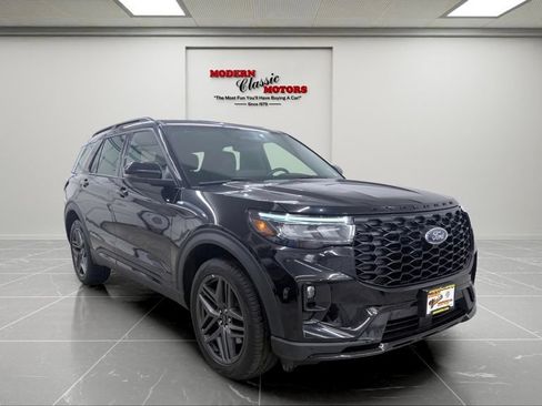 Used 2025 Ford Explorer ST-Line w/ ST-Line Street Pack AWD/4WD image 1