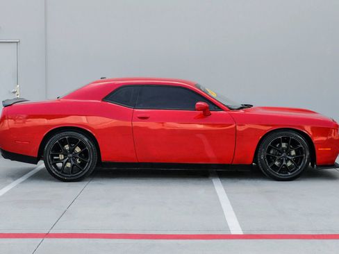 Used 2023 Dodge Challenger GT RWD image 9