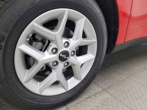 Used 2025 Kia Soul LX w/ LX Technology Package image 31