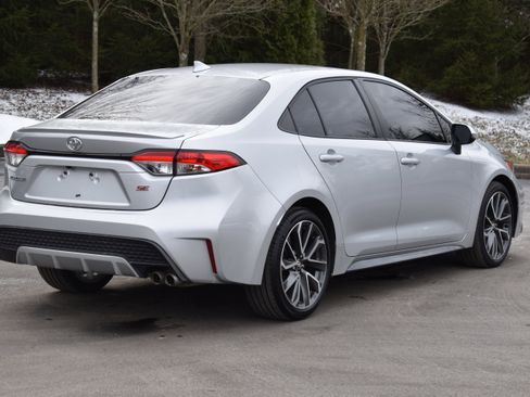 Used 2022 Toyota Corolla SE w/ Carpet Mat Package (TMS) image 28
