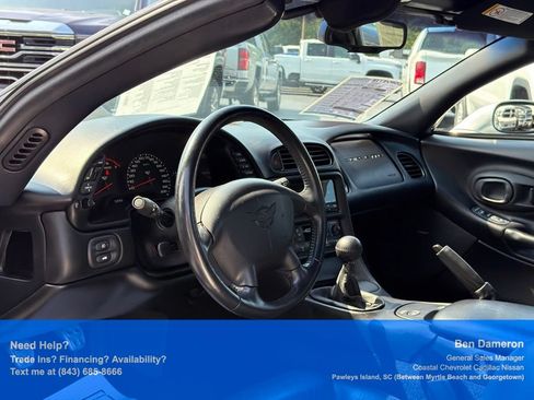 Used 2000 Chevrolet Corvette Convertible w/ Memory Pkg RWD image 4