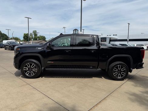New 2026 GMC Sierra 1500 AT4 w/ AT4 Premium Package AWD/4WD image 8