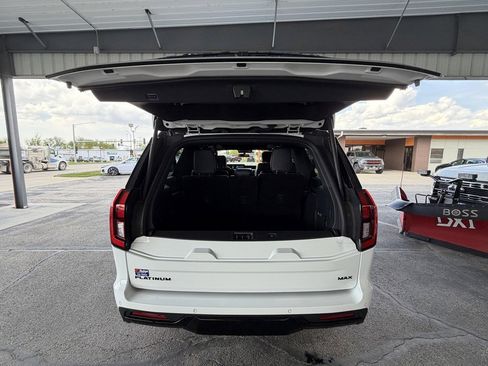 Used 2025 Ford Expedition Max Platinum w/ Stealth Appearance Package AWD/4WD image 43