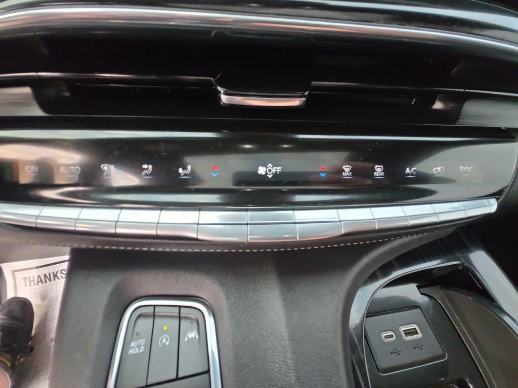 Used 2024 Cadillac Escalade Sport w/ LPO, ONYX Package AWD/4WD image 17