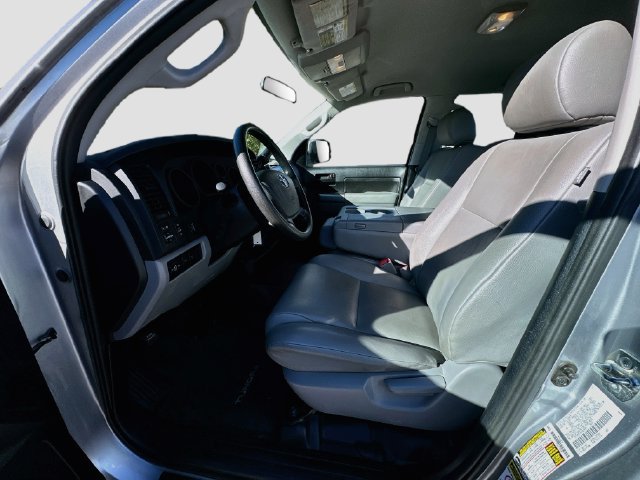 Used 2012 Toyota Tundra 4x4 Double Cab image 19