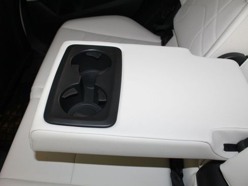 Used 2026 BMW X1 xDrive28i w/ Technology Package image 25