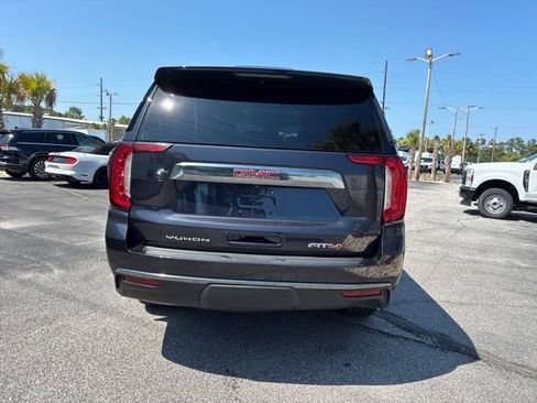 Used 2023 GMC Yukon XL AT4 w/ Technology Package AWD/4WD image 4