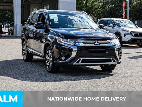 Used 2018 Mitsubishi Outlander SE image 4