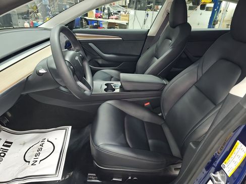 Used 2023 Tesla Model 3 Standard Range image 31