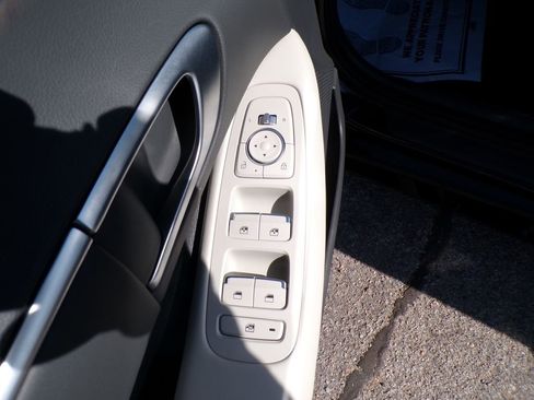 Used 2024 Hyundai Sonata SEL image 11