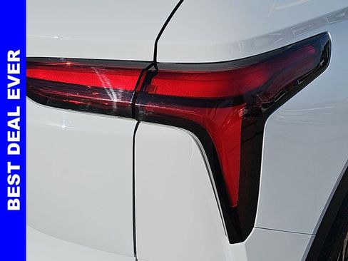 New 2025 Chevrolet Blazer EV LT w/ Midnight/Sport Edition image 41