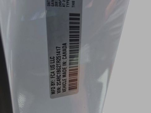 New 2026 Chrysler Pacifica Select image 40