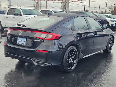 Used 2025 Honda Civic Sport image 6