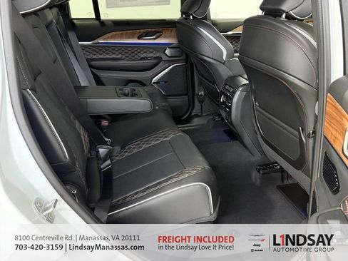 New 2025 Jeep Grand Cherokee Summit image 25