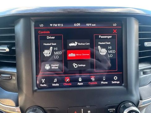 Used 2021 RAM 2500 Laramie AWD/4WD image 18