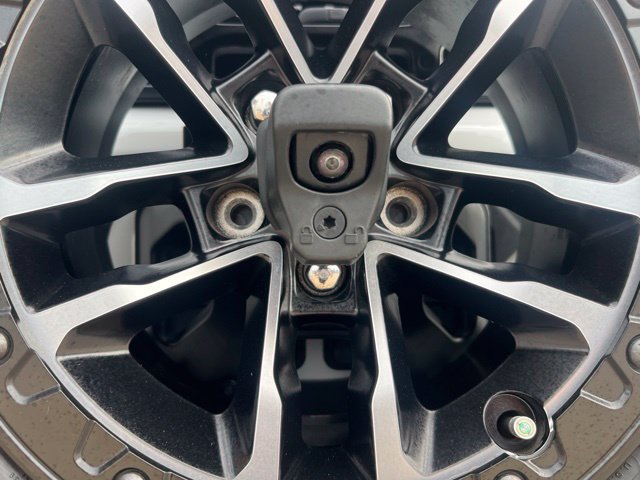 Used 2024 Jeep Wrangler Unlimited Rubicon w/ XTREMEE 35" Tire Package AWD/4WD image 10
