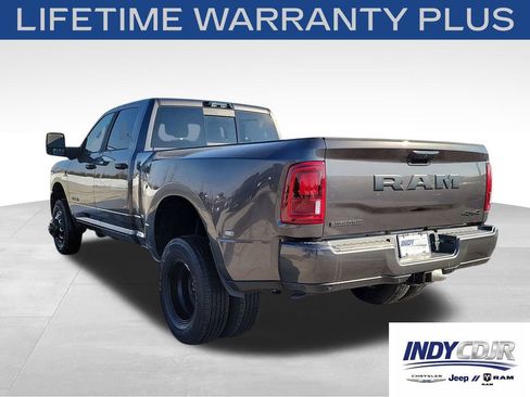 New 2026 RAM 3500 Big Horn AWD/4WD image 6