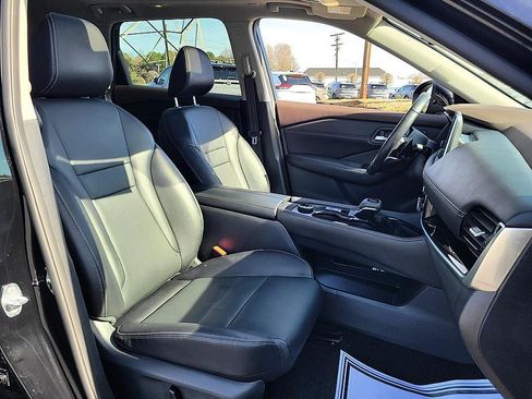 Certified 2023 Nissan Rogue SL image 18