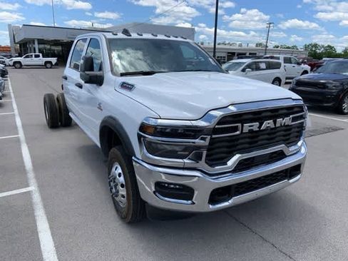 New 2025 RAM 3500 Tradesman image 5
