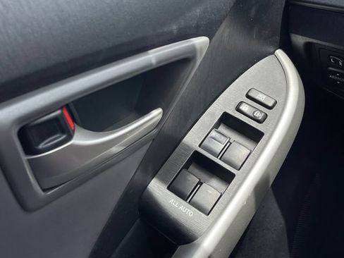 Used 2015 Toyota Prius Four FWD image 22
