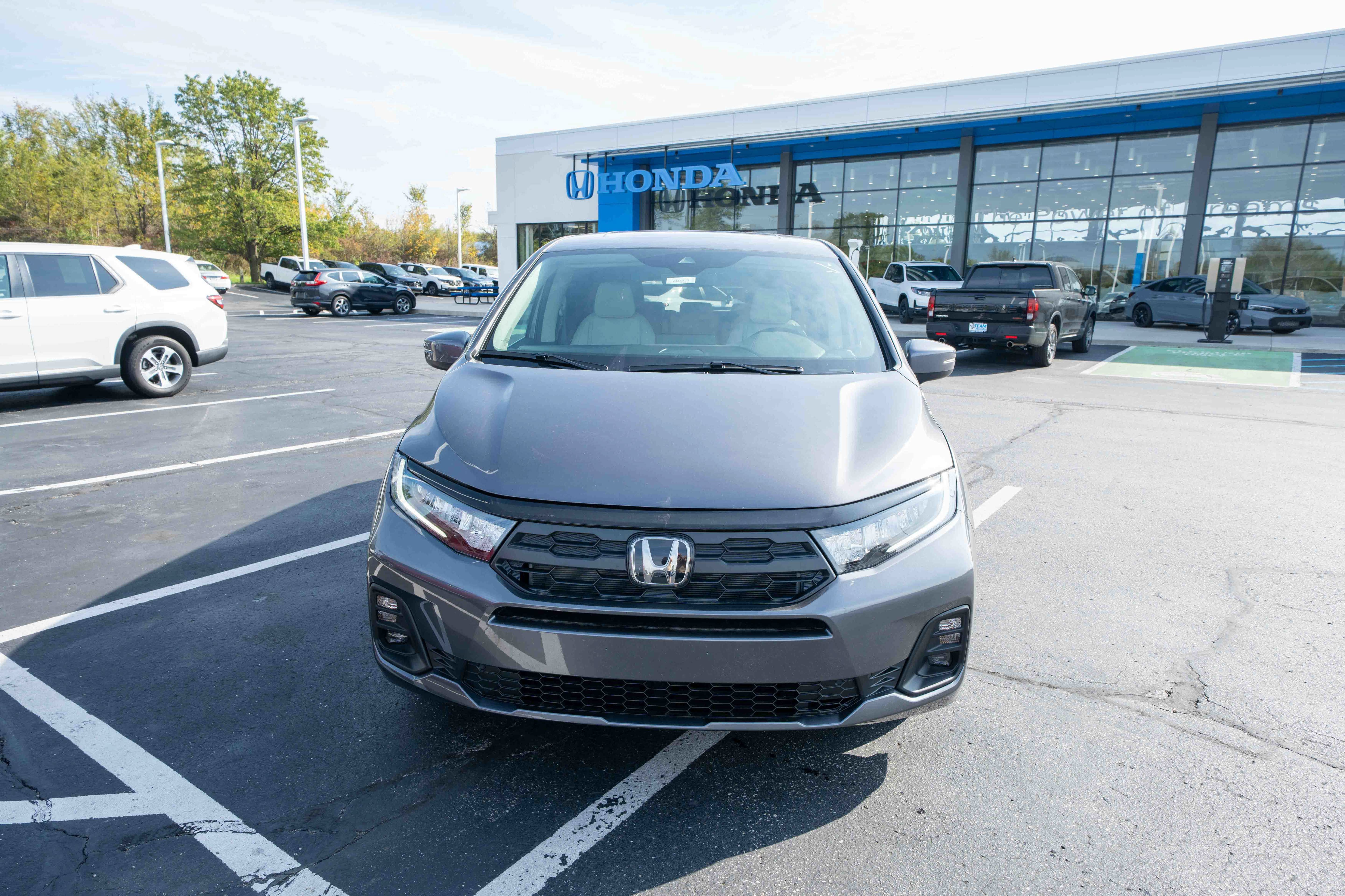 New 2027 Honda Odyssey EX-L image 2