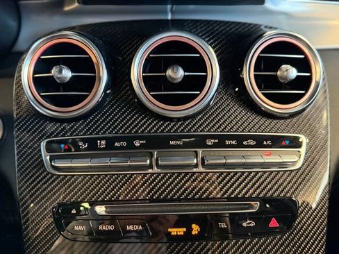 Used 2018 Mercedes-Benz GLC 63 AMG 4MATIC image 32