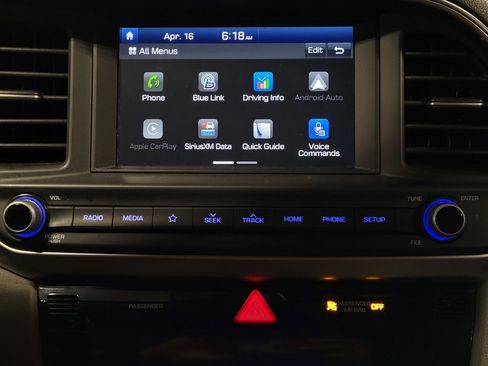 Used 2019 Hyundai Elantra Value Edition w/ Winter Weather Package FWD image 25
