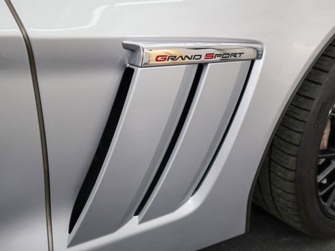 Used 2010 Chevrolet Corvette Grand Sport w/ Preferred Equipment Group RWD image 46