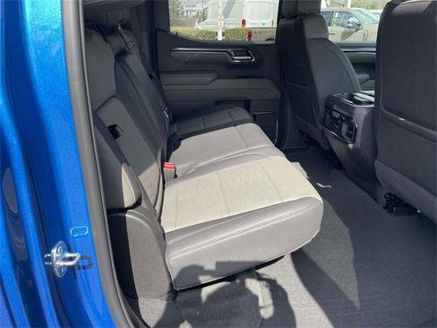 Used 2024 Chevrolet Silverado 1500 ZR2 w/ Technology Package image 28