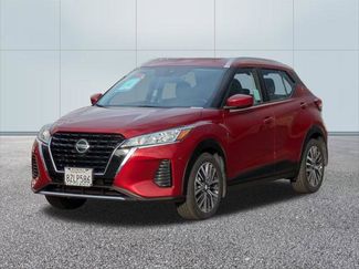 Used 2021 Nissan Kicks SV image 1