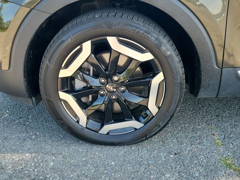 Used 2024 Kia Telluride EX FWD image 12
