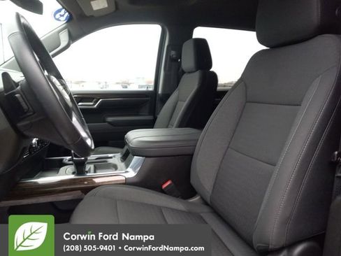 Used 2023 GMC Sierra 1500 Elevation w/ Preferred Package image 24