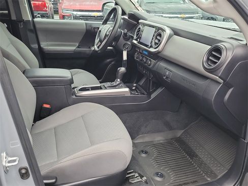 Used 2021 Toyota Tacoma SR5 w/ Technology Package image 14
