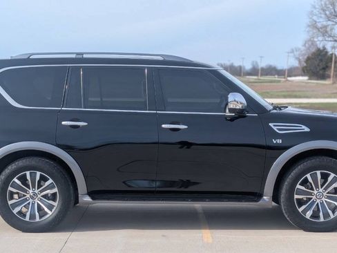 Used 2020 Nissan Armada SL w/ Premium Package AWD/4WD image 3