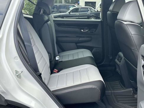 Certified 2026 Honda CR-V Sport Touring image 7