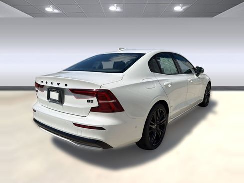 Certified 2024 Volvo S60 B5 Plus FWD image 9