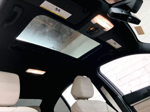 Used 2018 BMW 330i Sedan image 24